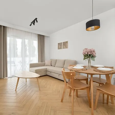 Stylowy W Odcieniach Bezu Balkon & Parking By Renters Wrocław